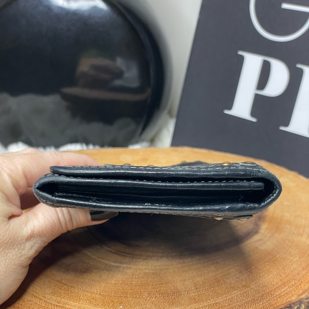 Chloe Paddington Long Black Leather Wallet with Gold Studs - Picture 3 of 12